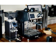 Máy pha cà phê CRM 3200 F